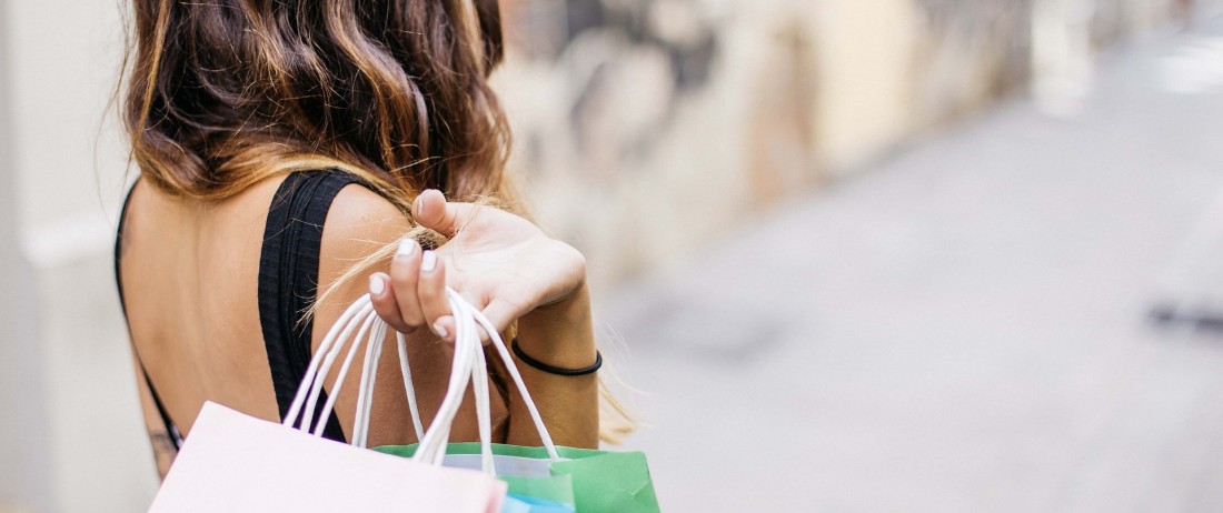 Six Shopping Streets in Rome